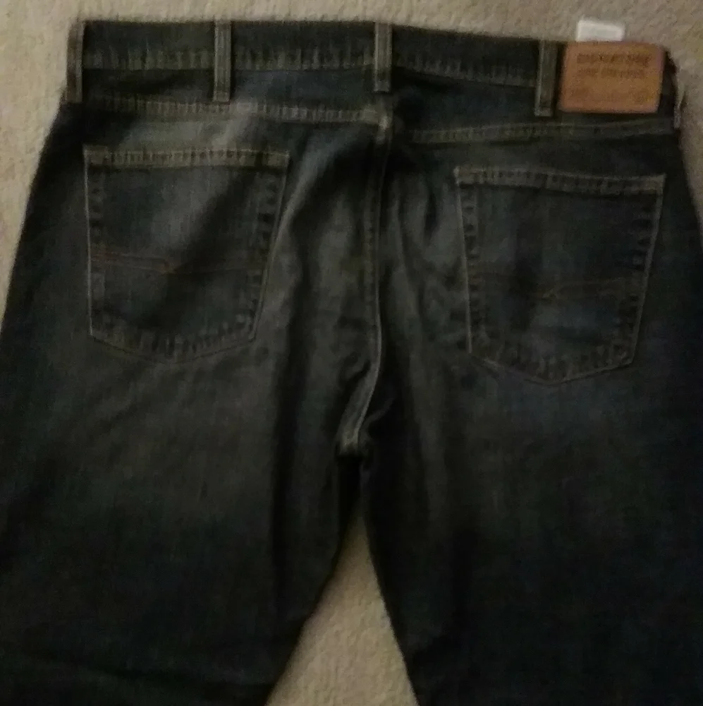 Levi's men's blue jean size W40 / L32